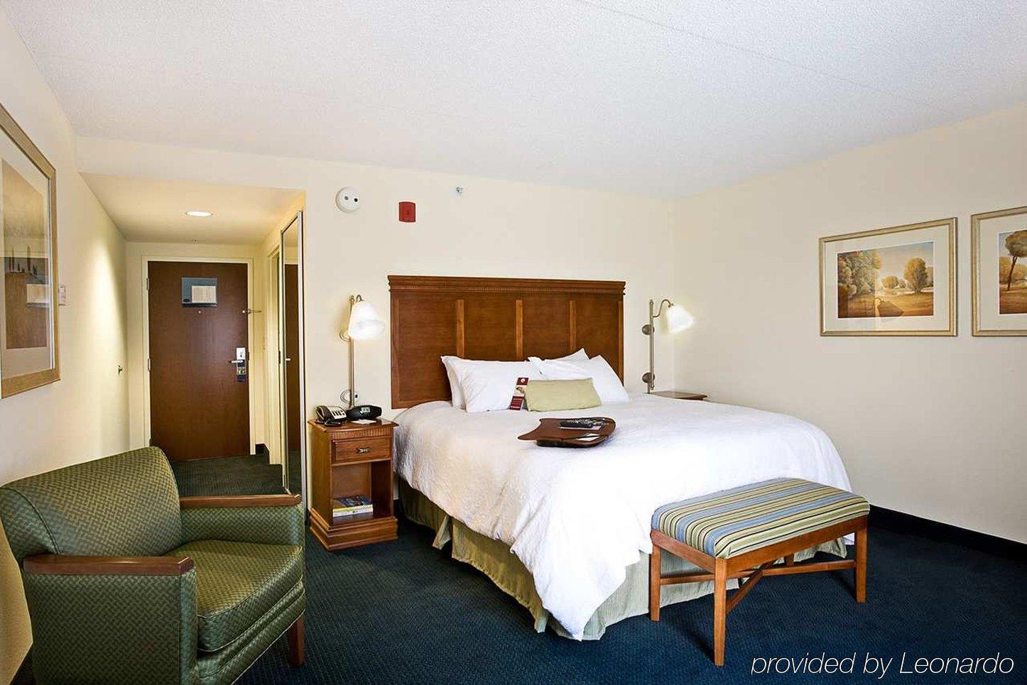 Hampton Inn Belmont At Montcross Quarto foto
